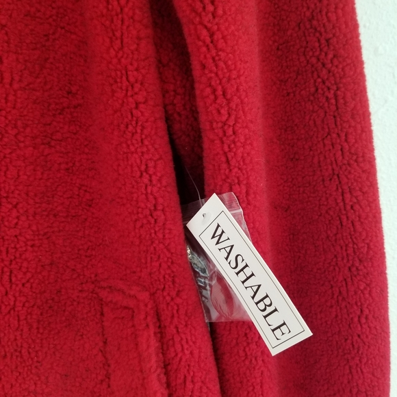 Full length fleece coat. - Picture 7 of 7